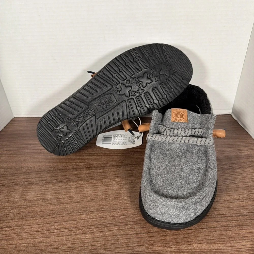 Hey Dude‎ Wally Cozy Plaid Shoes Smoke Grey Size Men's 9 44341-1VY